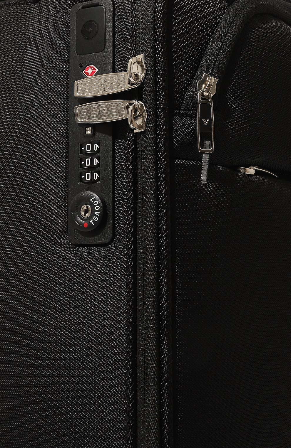 Мужской дорожный чемодан joy small RONCATO черного цвета, арт. 41622301 | Фото 2 (Материал: Текстиль; Размер: large; Ограничения доставки: oversized)