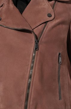 Женская замшевая куртка BRUNELLO CUCINELLI темно-розового цвета, арт. M0PCL2873 | Фото 5 (Кросс-КТ: Куртка; Рукава: Длинные; Материал сплава: Проставлено; Материал подклада: Синтетический материал; Материал внешний: Натуральная кожа; Драгоценные камни: Проставлено; Женское Кросс-КТ: Замша и кожа; Длина (верхняя одежда): Короткие; Стили: Кэжуэл)