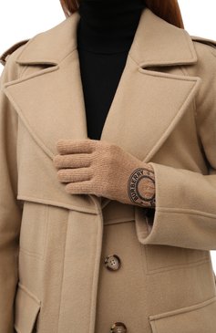 Женские кашемировые перчатки BURBERRY бежевого цвета, арт. 8045084 | Фото 2 (Материал: Текстиль, Кашемир, Шерсть; Кросс-КТ: Трикотаж)