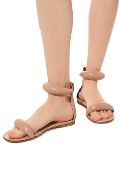 Женские кожаные сандалии bijoux GIANVITO ROSSI бежевого цвета, арт. G61604.05CU0.NAPPEAH | Фото 3 (Каблук высота: Низкий; Материал внутренний: Натуральная кожа; Подошва: Плоская)