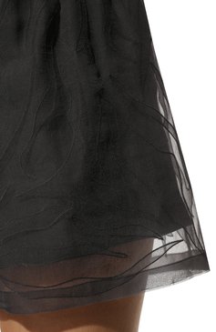 Женские шорты BRUNELLO CUCINELLI темно-серого цвета, арт. MF940FX199 | Фото 5 (Женское Кросс-КТ: Шорты-одежда; Материал внешний: Шелк; Длина Ж (юбки, платья, шорты): Мини; Материал подклада: Синтетический материал; Стили: Кэжуэл)