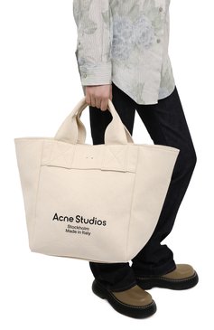 Женский сумка-шопер ACNE STUDIOS бежевого цвета, арт. C10057/W | Фото 2 (Сумки-технические: Сумки-шопперы; Материал: Текстиль; Размер: large)