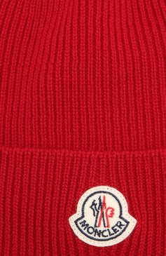 Мужская шерстяная вязаная шапка с логотипом бренда MONCLER красного цвета, арт. C2-091-00217-00-04957 | Фото 3 (Материал: Текстиль, Шерсть; Кросс-КТ: Трикотаж)