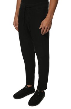Мужские льняные брюки 120% LINO черного цвета, арт. V0M2131/0253/000 | Фото 3 (Длина (брюки, джинсы): Стандартные; Случай: Повседневный; Материал внешний: Лен; Стили: Кэжуэл)
