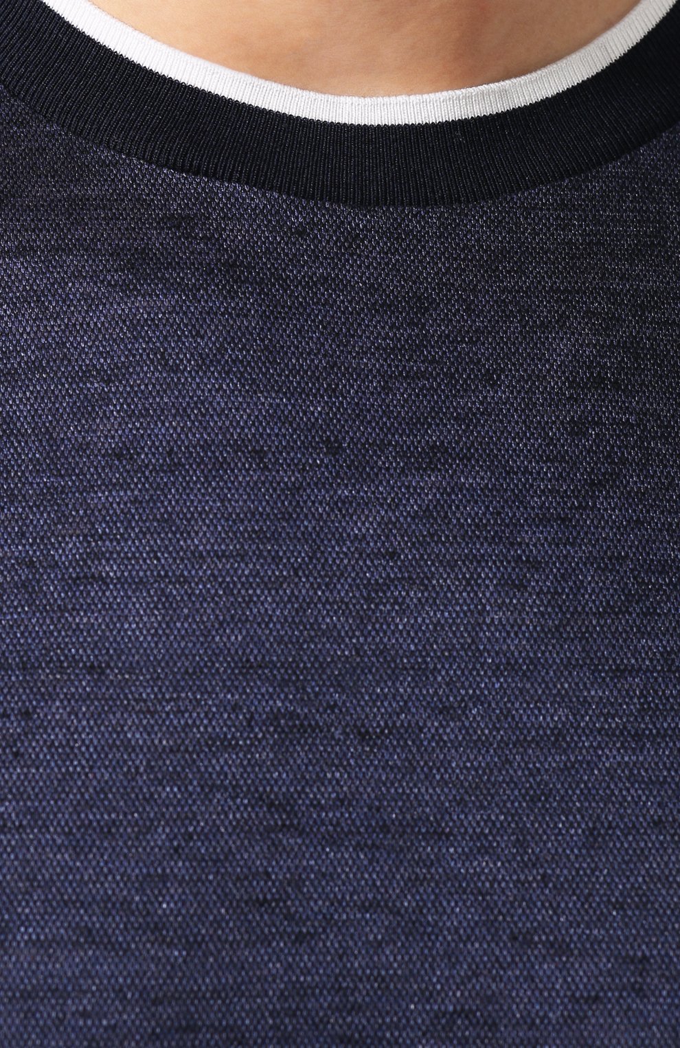 Мужская футболка из смеси льна и шелка ZILLI темно-синего цвета, арт. MBT-NT500-JELI1/MC02 | Фото 5 (Материал внешний: Шелк, Лен; Принт: Без принта; Рукава: Короткие; Длина (для топов): Стандартные; Региональные ограничения белый список (Axapta Mercury): RU; Стили: Кэжуэл)