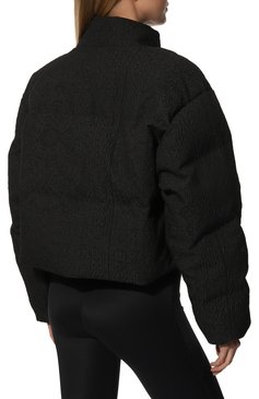 Женская утепленная куртка LES BENJAMINS черного цвета, арт. LB22FWGASFUCA-201 | Фото 4 (Кросс-КТ: Куртка, Утепленный; Рукава: Длинные; Материал внешний: Синтетический материал; Материал сплава: Проставлено; Стили: Спорт-шик; Материал подклада: Синтетический материал; Драгоценные камни: Проставлено; Длина (верхняя одежда): Короткие)