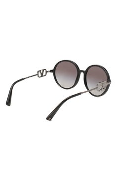 Женские солнцезащитные очки  VALENTINO черного цвета, арт. 4075-50018G | Фото 4 (Тип очков: С/з; Оптика Гендер: оптика-женское; Очки форма: Круглые)