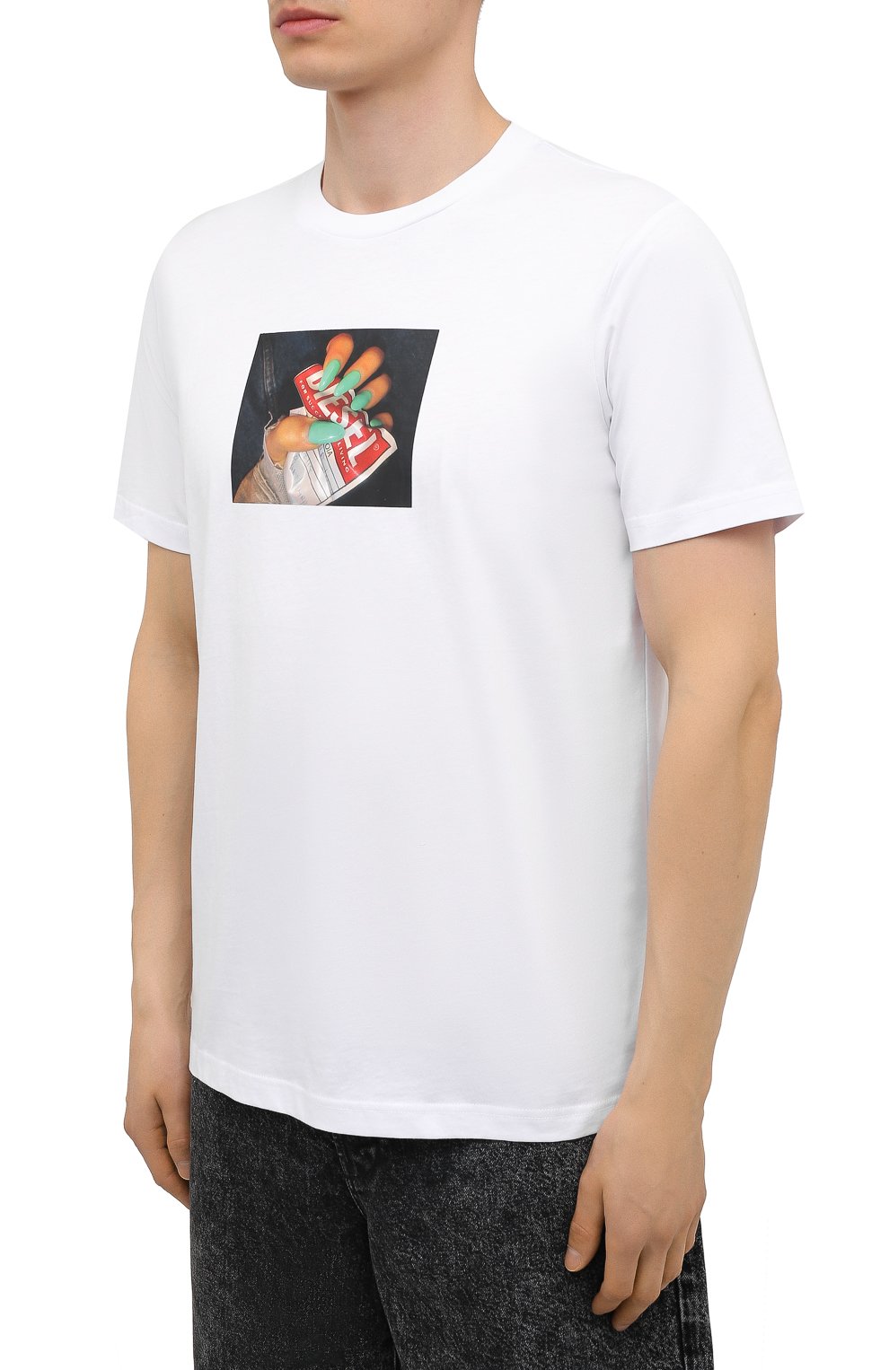 Мужская хлопковая футболка DIESEL белого цвета, арт. A01838/0HAYU | Фото 3 (Рукава: Короткие; Длина (для топов): Стандартные; Принт: С принтом; Материал внешний: Хлопок; Стили: Кэжуэл)