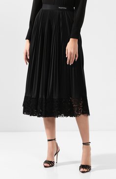 Женская юбка-миди VALENTINO черного цвета, арт. TB3MD01H575 | Фото 3 (Материал внешний: Синтетический материал; Женское Кросс-КТ: Юбка-одежда; Длина Ж (юбки, платья, шорты): Миди; Статус проверки: Проверена категория)