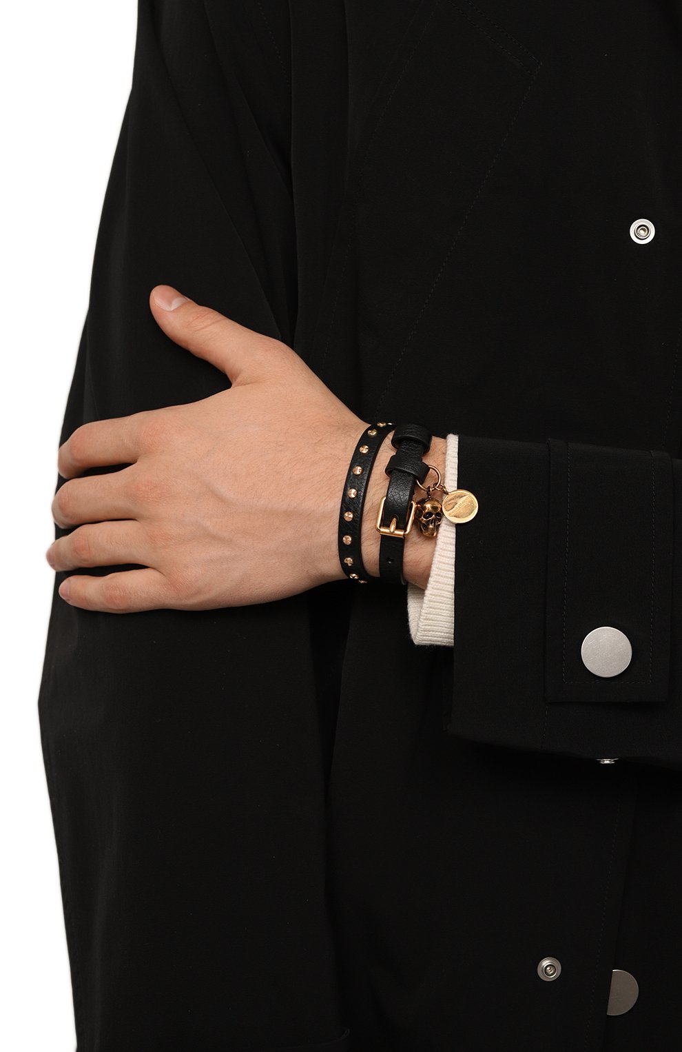 Мужской кожаный браслет ALEXANDER MCQUEEN черного цвета, арт. 554466/1AC9T | Фото 2 (Региональные ограничения белый список (Axapta Mercury): Не проставлено; Материал: Золото; Нос: Не проставлено)