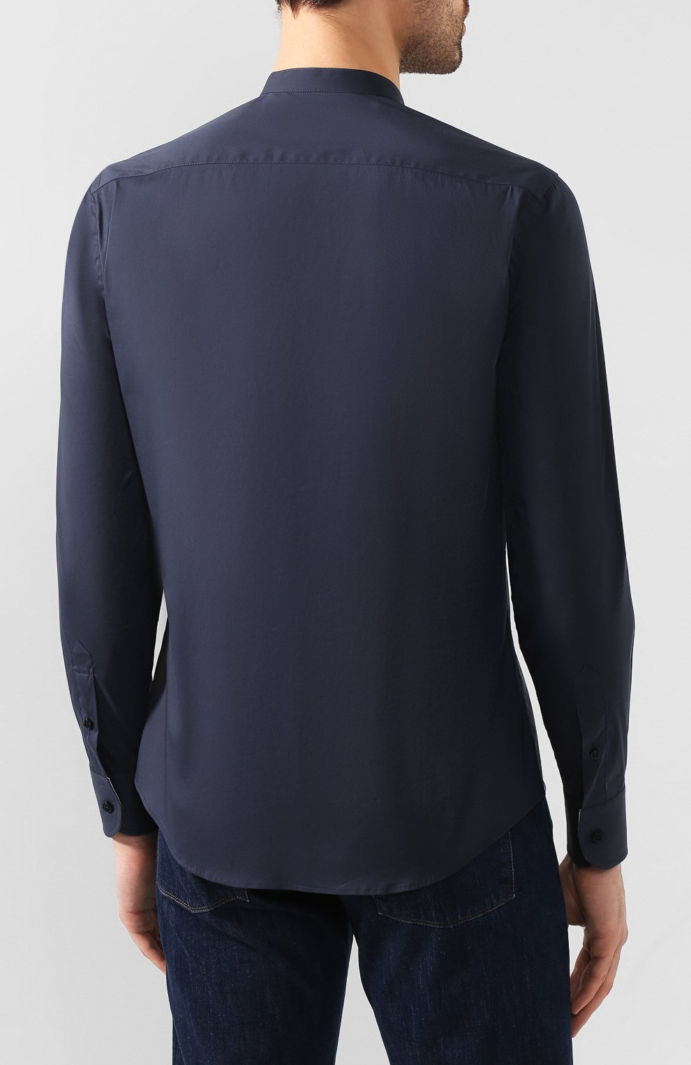 Мужская хлопковая рубашка ZILLI темно-синего цвета, арт. MFT-YD001-13037/RS01 | Фото 4 (Манжеты: На пуговицах; Рукава: Длинные; Случай: Повседневный; Длина (для топов): Стандартные; Региональные ограничения белый список (Axapta Mercury): RU; Материал сплава: Проставлено; Материал внешний: Хлопок; Принт: Однотонные; Воротник: Мандарин; Драгоценные камни: Проставлено)