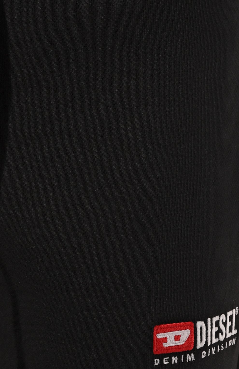 Мужские хлопковые джоггеры DIESEL черного цвета, арт. A03770/0GEAD | Фото 5 (Материал сплава: Проставл ено; Материал внешний: Хлопок; Стили: Спорт-шик; Драгоценные камни: Проставлено; Силуэт М (брюки): Джоггеры)