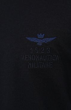Мужская хлопковая футболка AERONAUTICA MILITARE темно-синего цвета, арт. 232/TS2129J609 | Фото 5 (Принт: Без принта; Рукава: Короткие; Длина (для топов): Стандартные; Материал сплава: Проставлено; Материал внешний: Хлопок; Драгоценные камни: Проставлено; Стили: Кэжуэл)