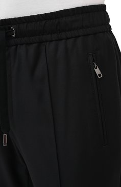 Мужские шерстяные брюки DOLCE & GABBANA черного цвета, арт. GYACET/FU2Z9 | Фо то 5 (Материал внешний: Шерсть; Длина (брюки, джинсы): Стандартные; Случай: Повседневный; Материал сплава: Проставлено; Драгоценные камни: Проставлено)