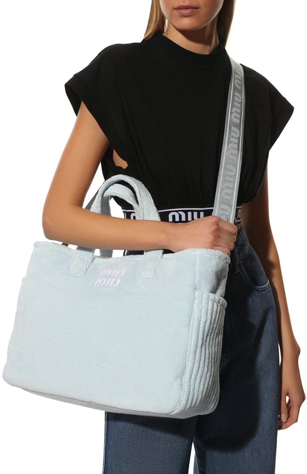 Женский сумка-тоут MIU MIU голубого цвета, арт. 5BG237-2DPO-F0012-OOO | Фото 2 (Сумки-технические: Сумки-шопперы; Ремень/цепочка: На ремешке; Материал: Текстиль; Размер: large)
