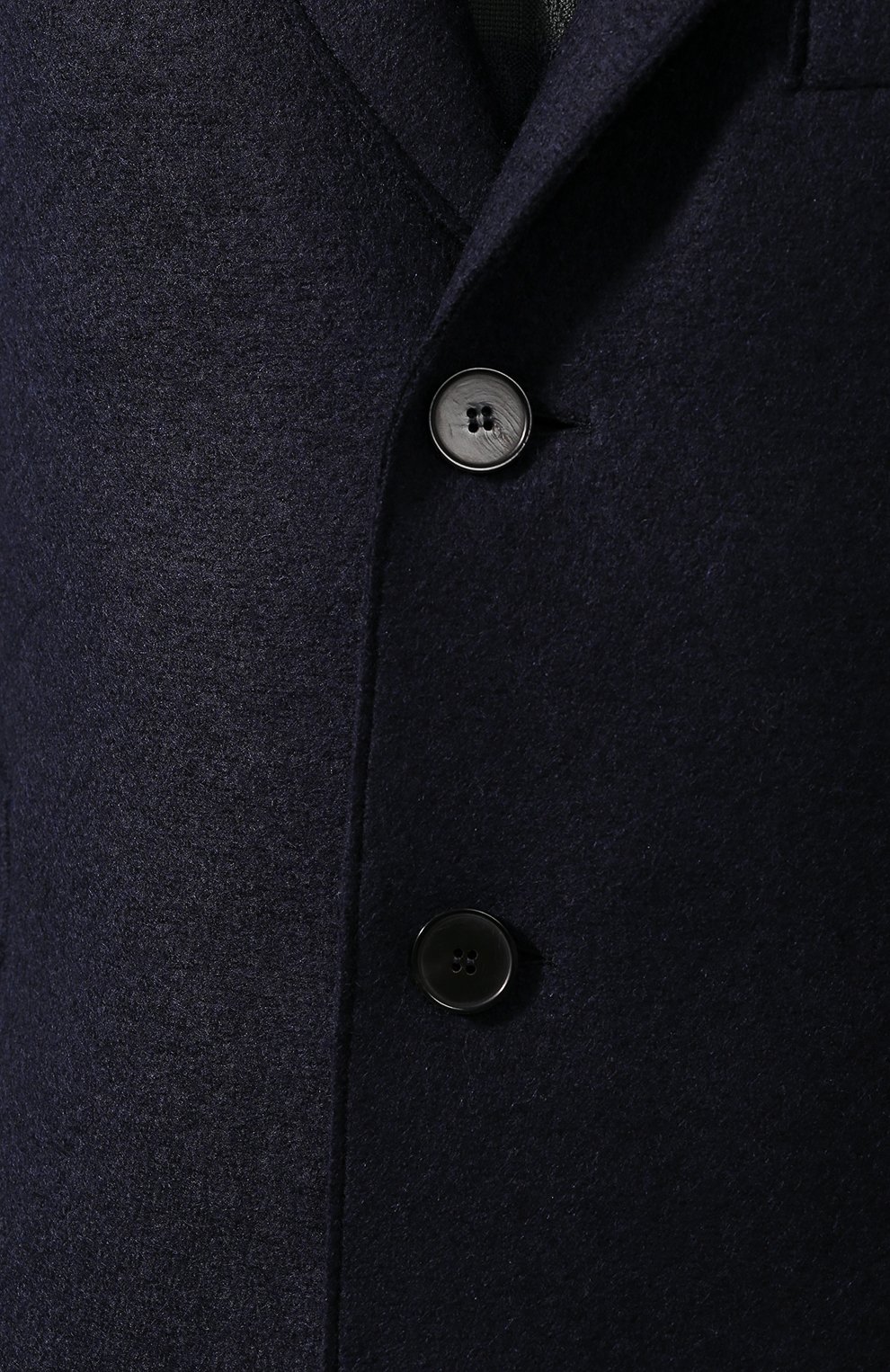 Мужской шерстяное пальто HARRIS WHARF LONDON темно-синего цвета, арт. C9101MLK | Фото 5 (Материал внешний: Шерсть; Рукава: Длинные; Длина (верхняя одежда): До середины бедра; Материал сплава: Проставлено, Проверено; Стили: Классический; Мужское Кросс-КТ: Верхняя одежда, пальто-верхняя одежда; Статус проверки: Проверено, Проверена категория; Драгоценные камни: Проставлено)