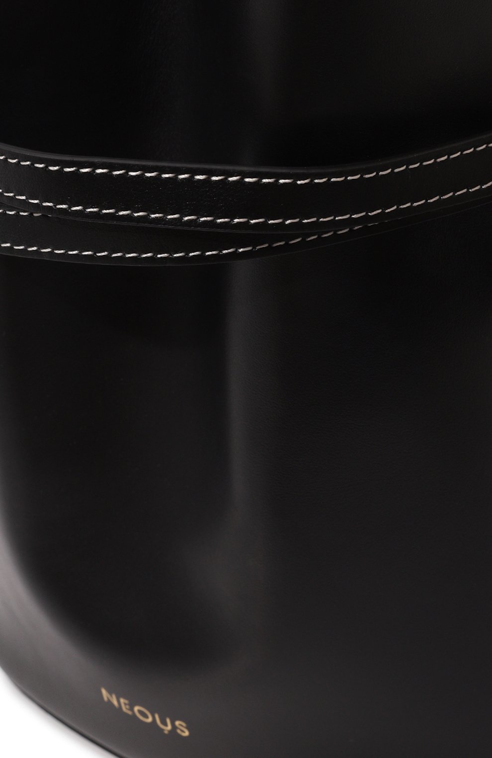 Женская сумка sigma small NEOUS черного цвета, арт. 00030A | Фото 3 (Сумки-технические: Сумки top-handle; Материал: Натуральная кожа; Материал сплава: Проставлено; Ремень/цепочка: На ремешке; Драгоценные камни: Проставлено; Раз мер: small)