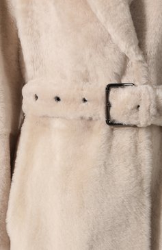 Женская двусторонняя дубленка BRUNELLO CUCINELLI бежевого цвета, арт. MPMRA9297 | Фото 5 (Женское Кросс-КТ: Мех; Материал внешний: Овчина, Натуральный мех; Рукава: Длинные; Длина (верхняя одежда): Длинные; Статус проверки: Проверено, Проверена категория)