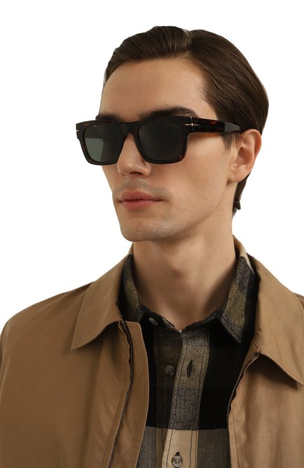 Мужские солнцезащитные очки DAVID BECKHAM коричневого цвета, арт. DB7099 086 | Фото 2 (Тип очков: С/з; Материал: Пластик; Кросс-КТ: С/з-мужское; Оптика Гендер: оптика-мужское; Очки форма: Квадратные)