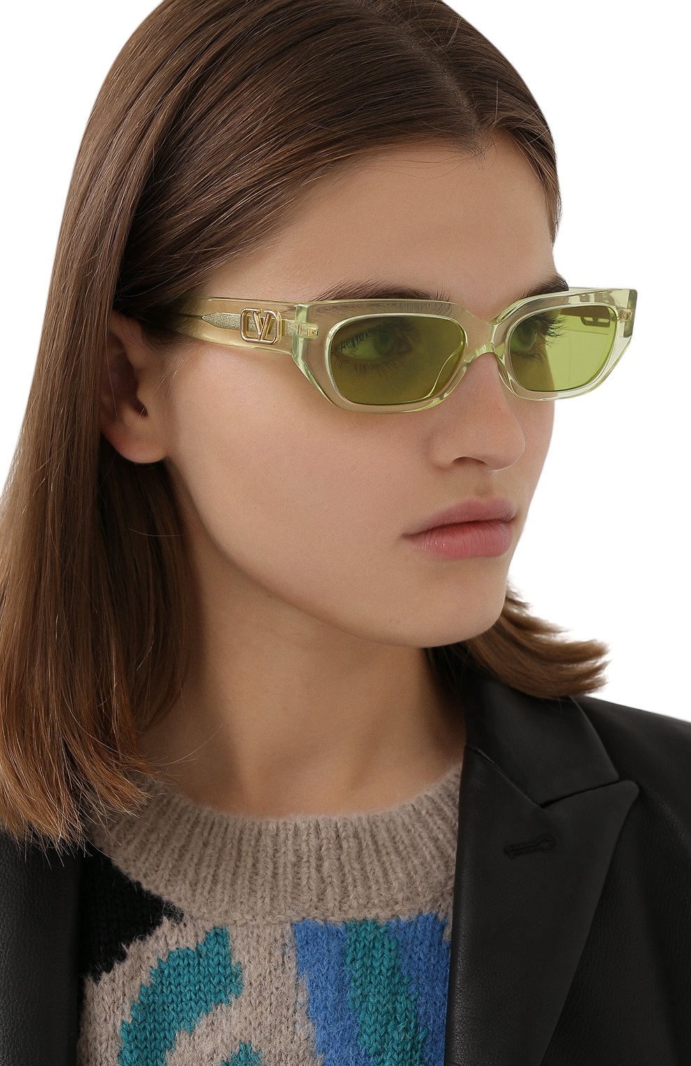 Женские солнцезащитные очки VALENTINO желтого цвета, арт. 4080-5165/2 | Фото 2 (Региональные ограничения белый список (Axapta Mercury): RU; Тип очков: С/з; Очки форма: Узкие)