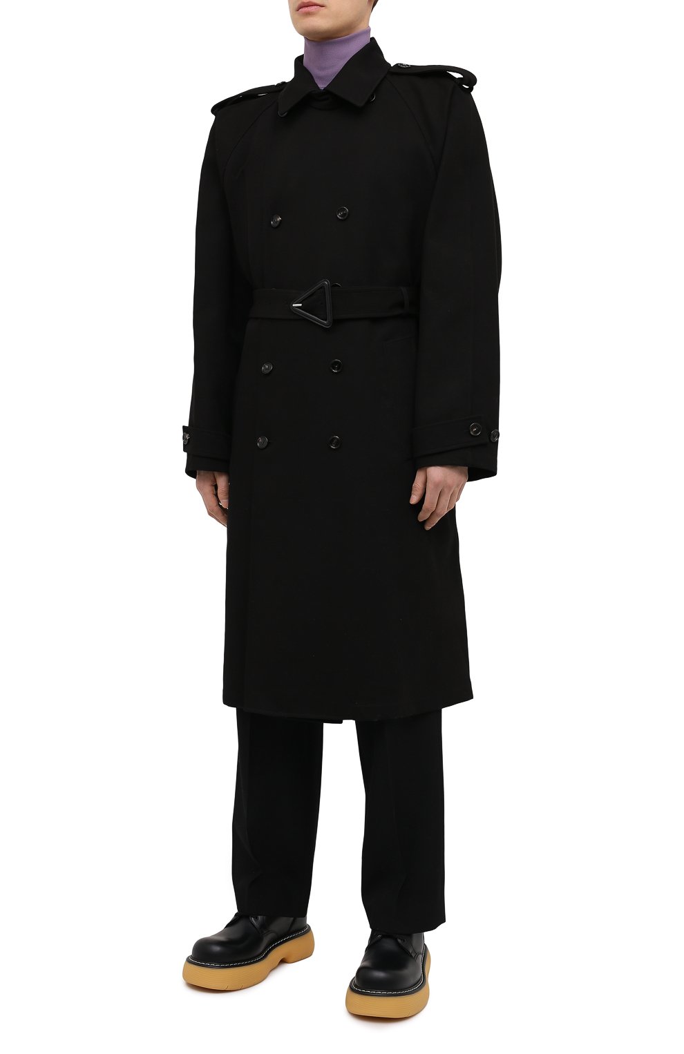 Мужской хлопковый тренч BOTTEGA VENETA черного цвета, арт. 647116/V0010 | Фото 3 (Мужское Кросс-КТ: Тренчкот-верхняя одежда; Рукава: Длинные; Длина (верхняя одежда): До колена; Региональные ограничения белый список (Axapta Mercury): RU; Материал сплава: Проставлено; Материал внешний: Хлопок; Драгоценные камни: Проставлено; Стили: Минимализм)