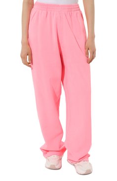 Женские хлопковые брюки MAINLESS розового цве та, арт. PT23-02-03-PN | Фото 3 (Длина (брюки, джинсы): Удлиненные; Силуэт Ж (брюки и джинсы): Широкие; Женское Кросс-КТ: Брюки-одежда; Материал внешний: Хлопок; Стили: Спорт-шик)