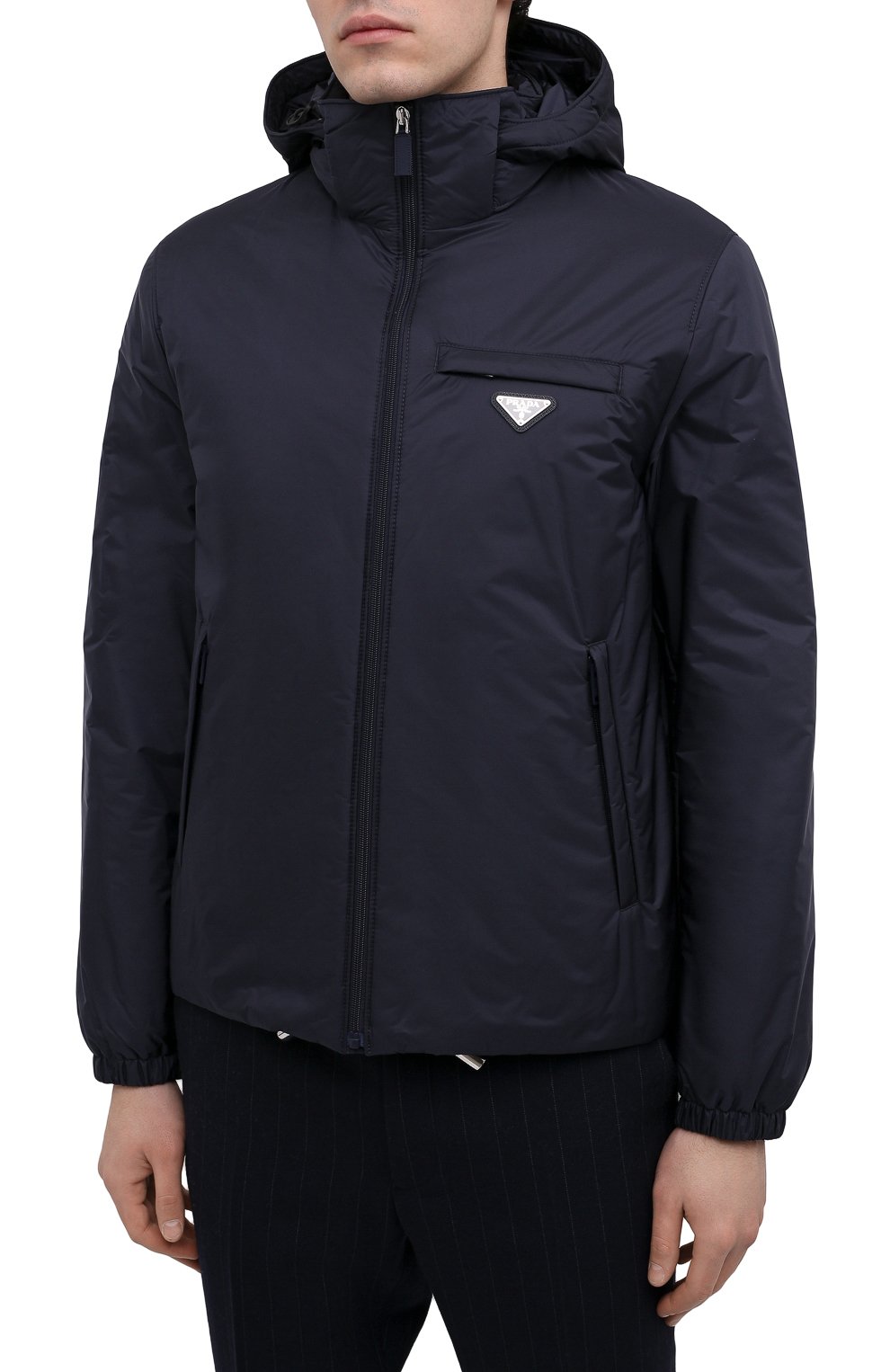 Мужская пуховая куртка PRADA темно-синего цвета, арт. SGN955-1WQ9-F0124-191 | Фото 3 (Кросс-КТ: Куртка; Рукава: Длинные; Материал внешний: Синтетический материал; Мужское Кросс-КТ: Куртка-пуховая; Длина (верхняя одежда): Короткие; Стили: Кэжуэл)