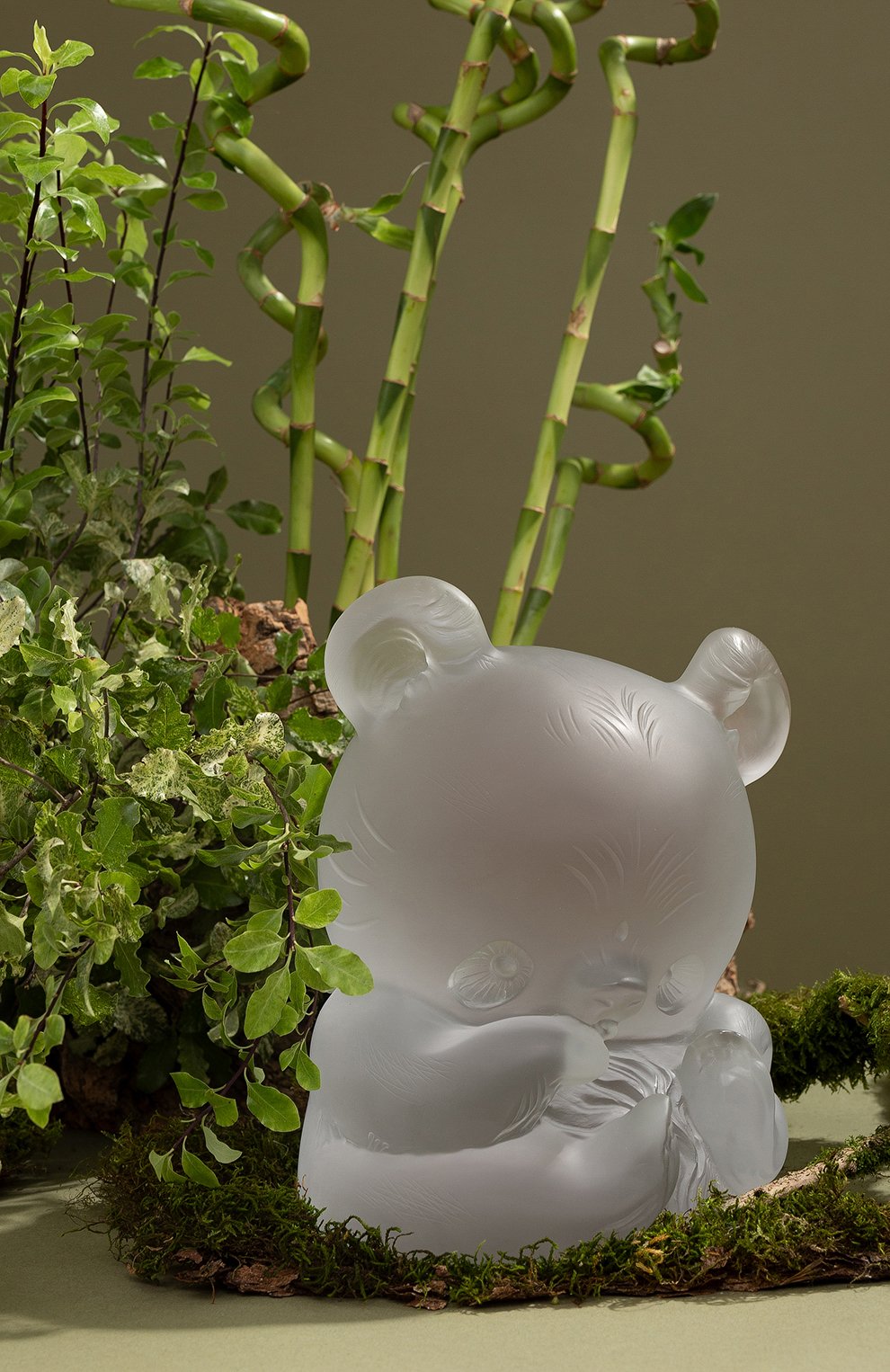 Скульптура панда сидящая yang-yan LALIQUE прозрачного цвета, арт. 89010103 | Фото 3 (Региональные ограничения белый список (Axapta Mercury): Не проставлено; Нос: Не проставлено; Ограничения доставки: fragile-2)