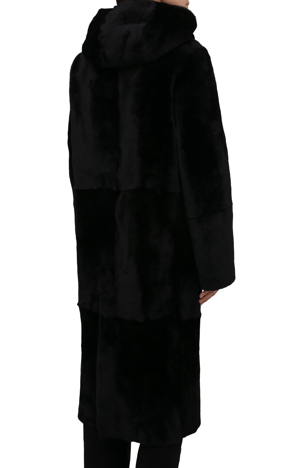 Женская двусторонняя шуба из овчины DROME черного цвета, арт. DPD5802P/D109P | Фото 4 (Женское Кросс-КТ: Мех; Рукава: Длинные; Материал внешний: Натуральный мех; Стили: Классический; Длина (верхняя одежда): Длинные)