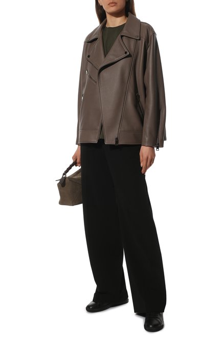 Женская кожаная куртка MASLOV коричневого цвета, арт. SMW99 | Фото 2 (Длина (верхняя одежда): Короткие; Рукава: Длинные; Материал внешний: Натуральная кожа; Стили: Гламурный; Кросс-КТ: Куртка; Женское Кросс-КТ: Замша и кожа)