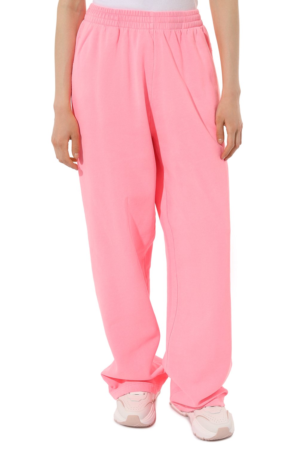 Женские хлопковые брюки MAINLESS розового цвета, арт. PT23-02-03-PN | Фото 3 (Длина (брюки, джинсы): Удлиненные; Силуэт Ж (брюки и джинс ы): Широкие; Женское Кросс-КТ: Брюки-одежда; Материал внешний: Хлопок; Стили: Спорт-шик)