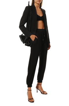 Женская сумка beak small BOTTEGA VENETA черного цвета, арт. 658521/VCP30 | Фото 3 (Сумки-технические: Сумки через плечо; Материал: Натуральная кожа; Региональные ограничения белый список (Axapta Mercury): RU; Материал сплава: Проставлено; Ремень/цепочка: На ремешке; Драгоценные камни: Проставлено; Размер: small)