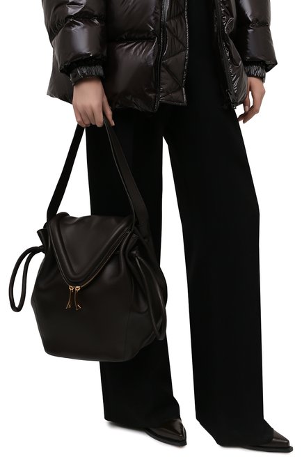 Женская сумка beak large BOTTEGA VENETA темно-коричневого цвета, арт. 666511/VCP40 | Фото 2 (Материал: Натуральная кожа; Сумки-технические: Сумки top-handle; Размер: large)