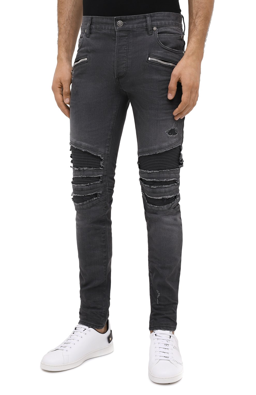 Мужские джинсы BALMAIN серого цвета, арт. UH15419/Z039 | Фото 4 (Силуэт М (брюки): Узкие; Кросс-КТ: Деним; Длина (брюки, джинсы): Стандартные; Стили: Панк; Материал внешний: Хлопок, Деним; Детали: Потертости)