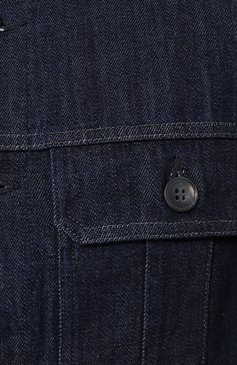 Мужская джинсовая куртка GIORGIO ARMANI синего цвета, арт. 3GSB67/SDP5Z | Фото 5 (Кросс-КТ: Куртка, Деним; Рукава: Длинные; Материал внутренний: Не назначено; Материал сплава: Проставлено; Материал внешний: Хлопок, Деним; Мужское Кросс-КТ: Верхняя одежда; Драгоценные камни: Проставлено; Длина (верхняя одежда): Короткие; Материал подклада: Хлопок; Статус проверки: Проверена категория)