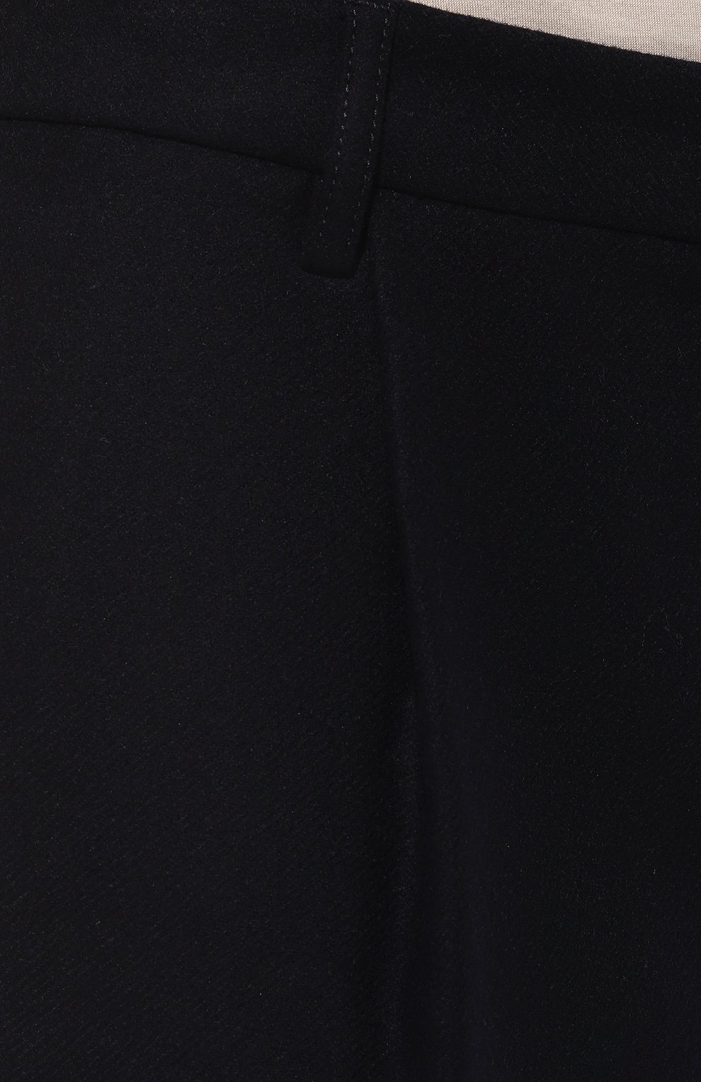 Мужские шерстяные брюки EMPORIO ARMANI темно-синего цвета, арт. H41P31/E1444 | Фото 5 (Материал внешний: Шерсть, Синтетический материал; Длина (брюки, джинсы): Стандартные; Случай: Повседневный; Материал сплава: Проставлено; Драгоценные камни: Проставлено; Стили: Кэжуэл)