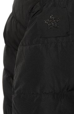 Женская утепленная куртка LORENA ANTONIAZZI черного цвета, арт. A2230PI02A/3266 | Фото 5 (Кросс-КТ: Куртка, Утепленный; Рукава: Длинные; Длина (верхняя одежда): До колена; Материал внешний: Синтетический материал; Материал сплава: Проставлено; Материал подклада: Синтетический материал; Драгоценные камни: Проставлено; Стили: Кэжуэл)