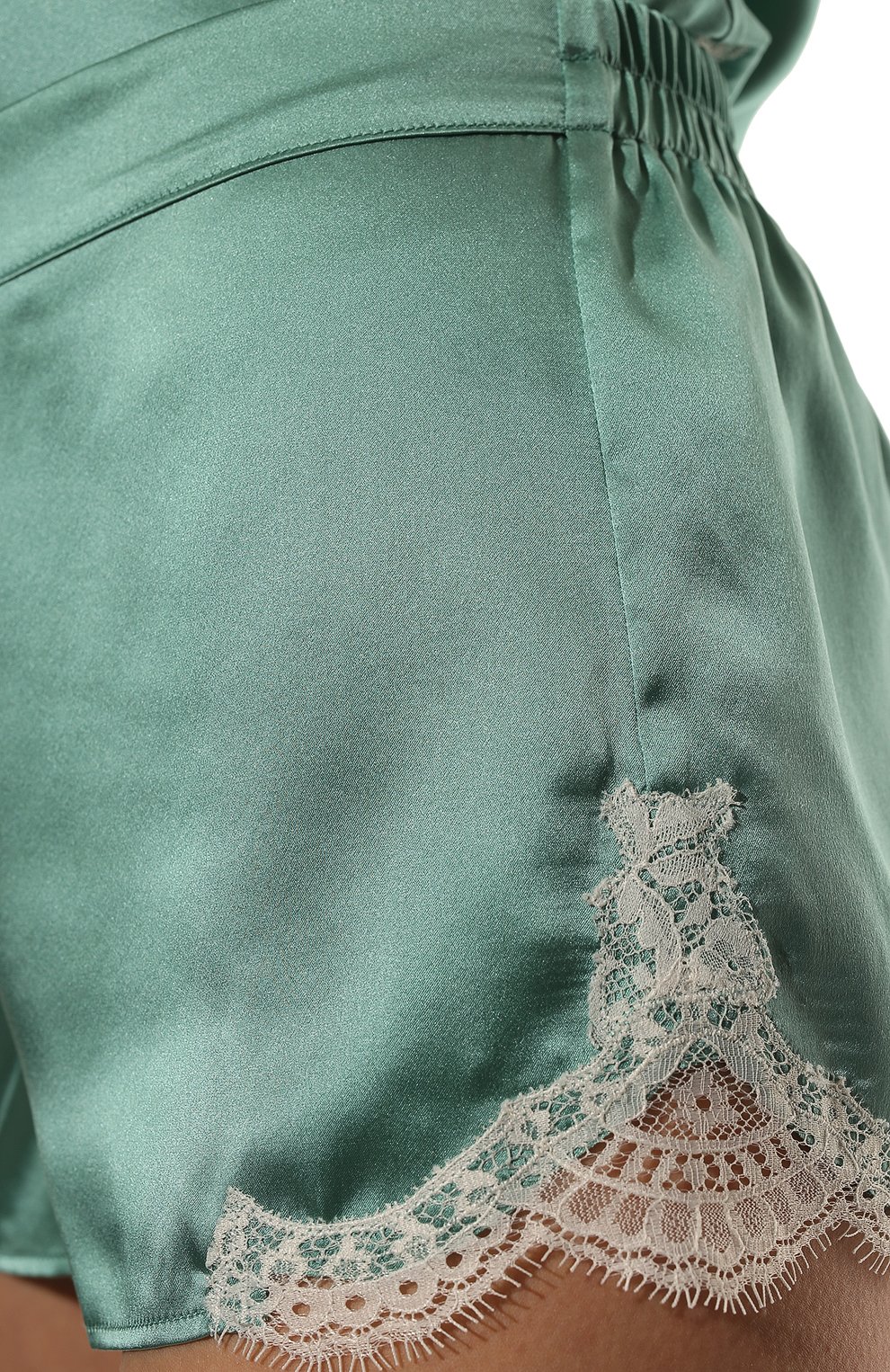 Женские шелковые шорты AUBADE зеленого цвета, арт. QS61 | Фото 5 (Материал внешний: Шелк; Материал сплава: Проставлено; Нос: Не проставлено)
