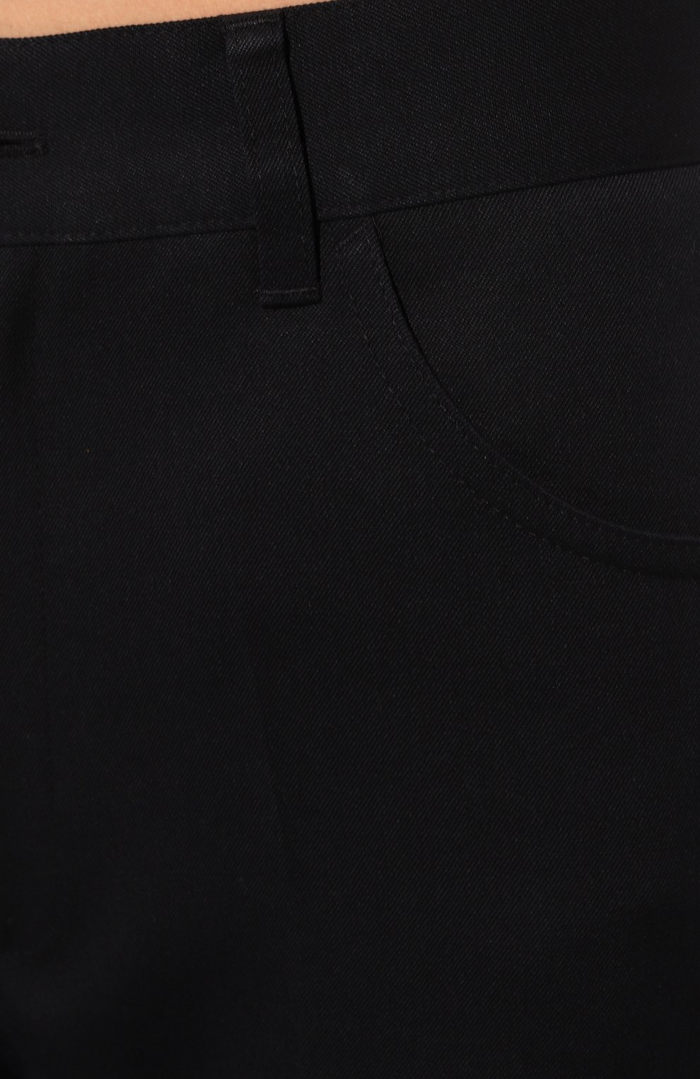 Женские шерстяные брюки JIL SANDER темно-синего цвета, арт. J04KA0004/J40003 | Фото 5 (Материал внешний: Шерсть; Длина (брюки, джинсы): Стандартные; Женское Кросс-КТ: Брюки-одежда; Силуэт Ж (брюки и джинсы): Прямые; Материал спл�ава: Проставлено; Драгоценные камни: Проставлено; Стили: Кэжуэл)