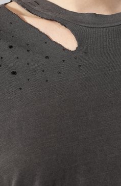 Женская хлопковая футболка AMIRI темно-серого цвета, арт. W9W03345CJ | Фото 5 (Принт: Без принта; Рукава: Короткие; Длина (для топов): Стандартные; Материал внешний: Хлопок; Женское Кросс-КТ: Футболка-одежда; Стили: Кэжуэл)