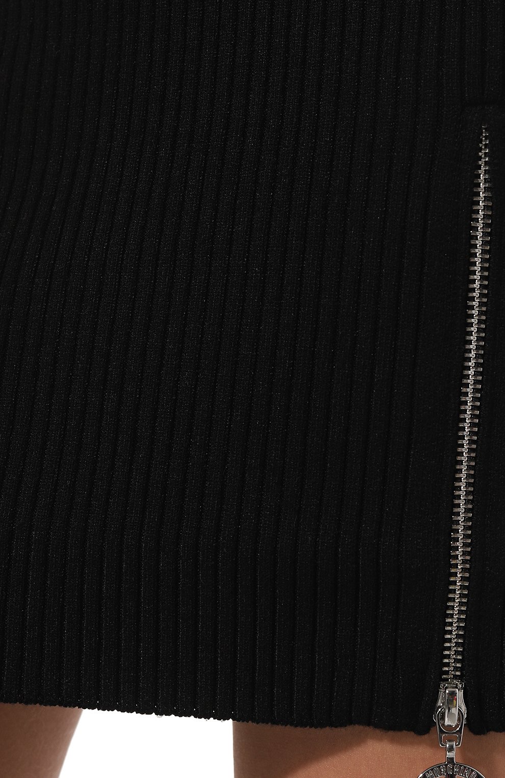 Женская юбка из вискозы M05CH1NO JEANS черного цвета, арт. 232K2/A0182/8711 | Фото 5 (Стили: Гламурный; Длина Ж (юбки, платья, шорты): Мини; Женское Кросс-КТ: Юбка-одежда; Материал сплава: Проставлено; Материал внешний: Вискоза; Драгоценные камни: Проставлено)