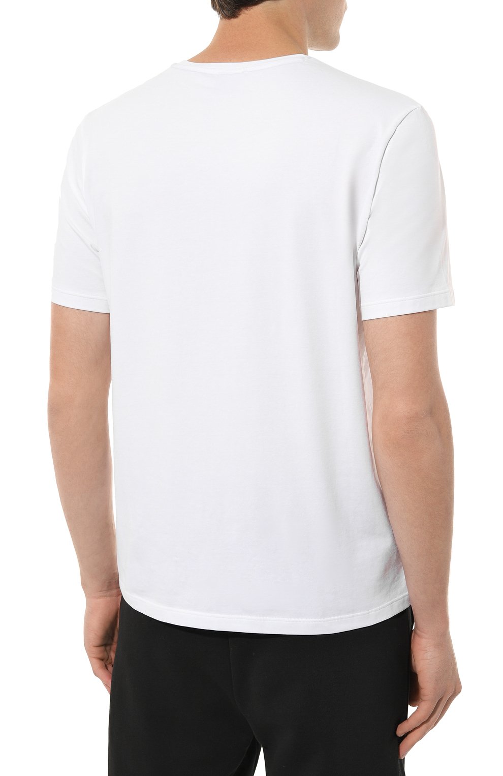 Мужская хлопковая футболка BOSS белого цвета, арт. 50469605 | Фото 4 (Рукава: Короткие; Длина (для топов): Стандартные; Материал сплава: Проставлено; Материал внешний: Хлопок; Драгоценные камни: Проставлено)