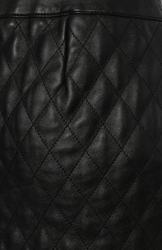 Женская кожаная юбка SAINT LAURENT черного цвета, арт. 671101/YCGZ2 | Фото 5 (Стили: Гламурный; Длина Ж (юбки, пл�атья, шорты): Мини; Региональные ограничения белый список (Axapta Mercury): Не проставлено, RU; Женское Кросс-КТ: Юбка-одежда; Материал сплава: Проставлено; Материал внешний: Натуральная кожа; Драгоценные камни: Проставлено; Материал подклада: Купро)