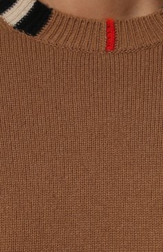 Женский кашемировый пуловер BURBERRY коричневого цвета, арт. 8020391 | Фото 5 (Материал внешний: Шерсть, Кашемир; Рукава: Длинные; Длина (для топов): Стандартные; Женское Кросс-КТ: Пуловер-одежда; Статус проверки: Проверена категория)