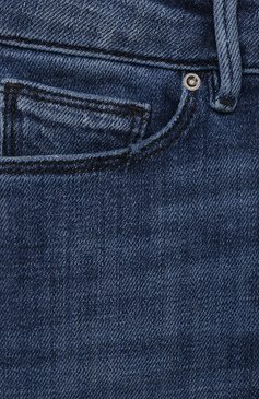 Детские джинсы EMPORIO ARMANI синего цвета, арт. 3K4J06/4D2JZ | Фото 3 (Региональные ограничения белый список (Axapta Mercury): RU; Материал внешний: Хлопок; Детали: Потертости; Ростовка одежда: 10 - 11 лет | 140 - 146см, 13 - 15 лет | 158 см, 16 лет | 164 см, 4 года | 104 см, 5 лет | 110 см, 6 лет | 116 см, 7 лет | 122 см, 8 лет | 128 см, 9 лет | 134 см)