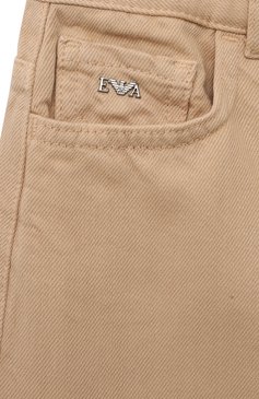 Детские джинсы EMPORIO ARMANI бежевого цвета, арт. 6R4J75/4N7VZ | Фото 3 (Детали: Однотонный; Материал сплава: Проставлено; Нос: Не проставлено; Материал внешний: Хлопок, Лиоцелл, Растительное волокно)