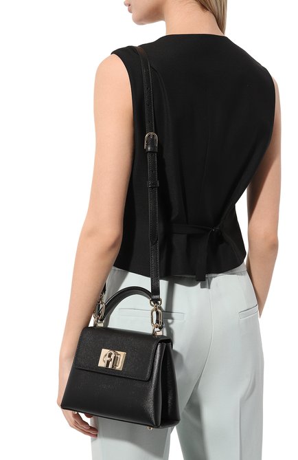 Женская сумка furla 1927 mini FURLA черного цвета, арт. WB00109/ARE000 | Фото 2 (Сумки-технические: Сумки top-handle, Сумки через плечо; Материал: Натуральная кожа; Ремень/цепочка: На ремешке; Размер: mini)