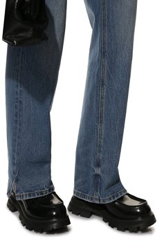 Женские кожаные пенни-лоферы ALEXANDER MCQUEEN черного цвета, арт. 666328/WHZ80 | Фото 3 (Подошва: Платформа; Материал внешний: Кожа; Каблук высота: Низкий; Материал внутренний: Натуральная кожа)