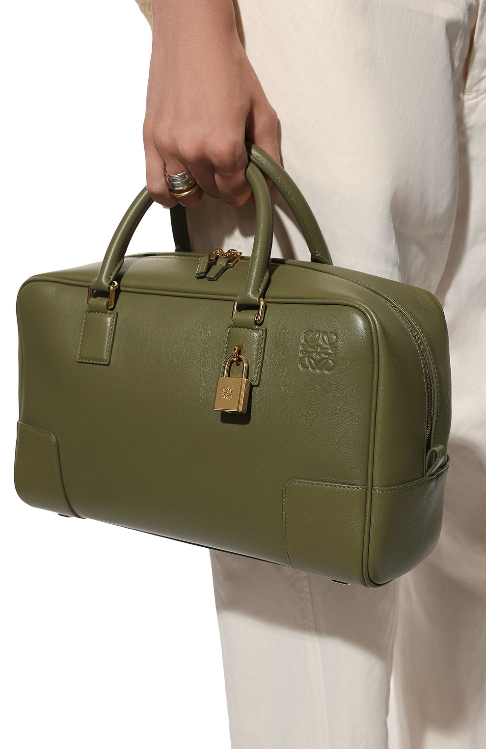 Женская сумка amazona 28 LOEWE зеленого цвета, арт. A039N08X01 | Фото 2 (Сумки-технические: Сумки top-handle; Размер: medium; Материал: Натуральная кожа; Ремень/цепочка: На ремешке)